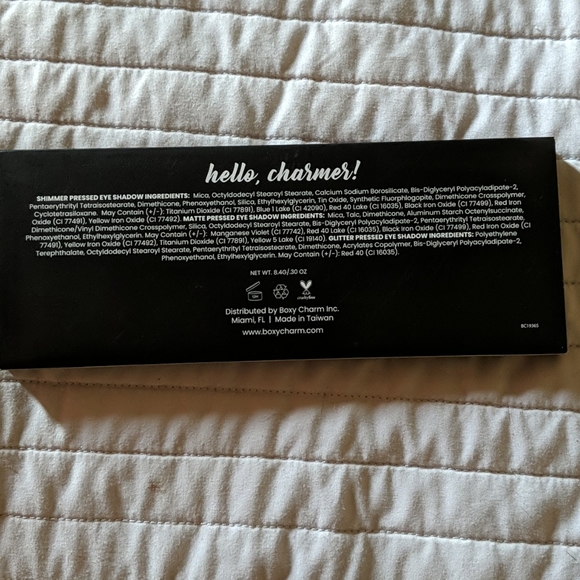 Sold locally Boxy Charm Eyeshadow palette - Picture 3 of 6